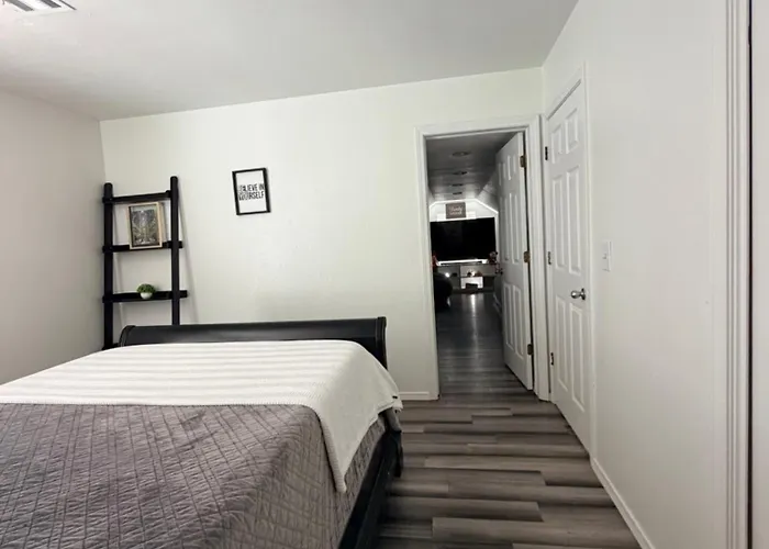 Сasa de vacaciones Casa Blanca Luxury With Fireplace, Disc Golf, 5 Beds *