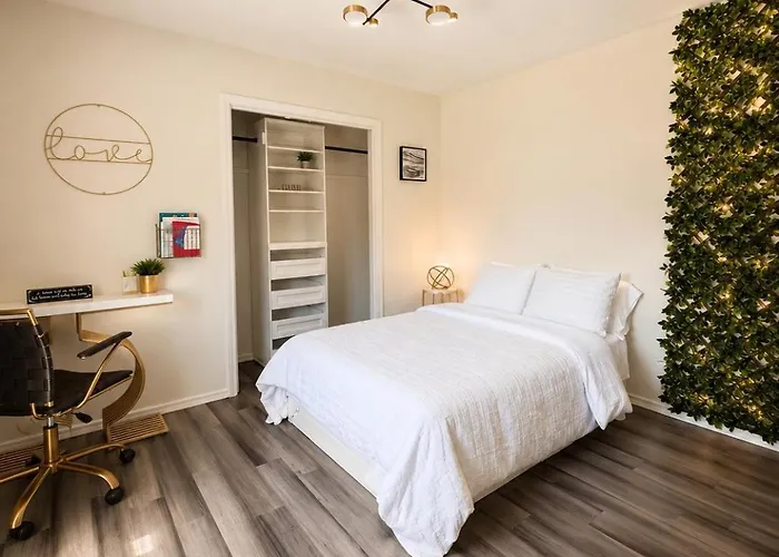 Casa Blanca Luxury With Fireplace, Disc Golf, 5 Beds Сasa de vacaciones